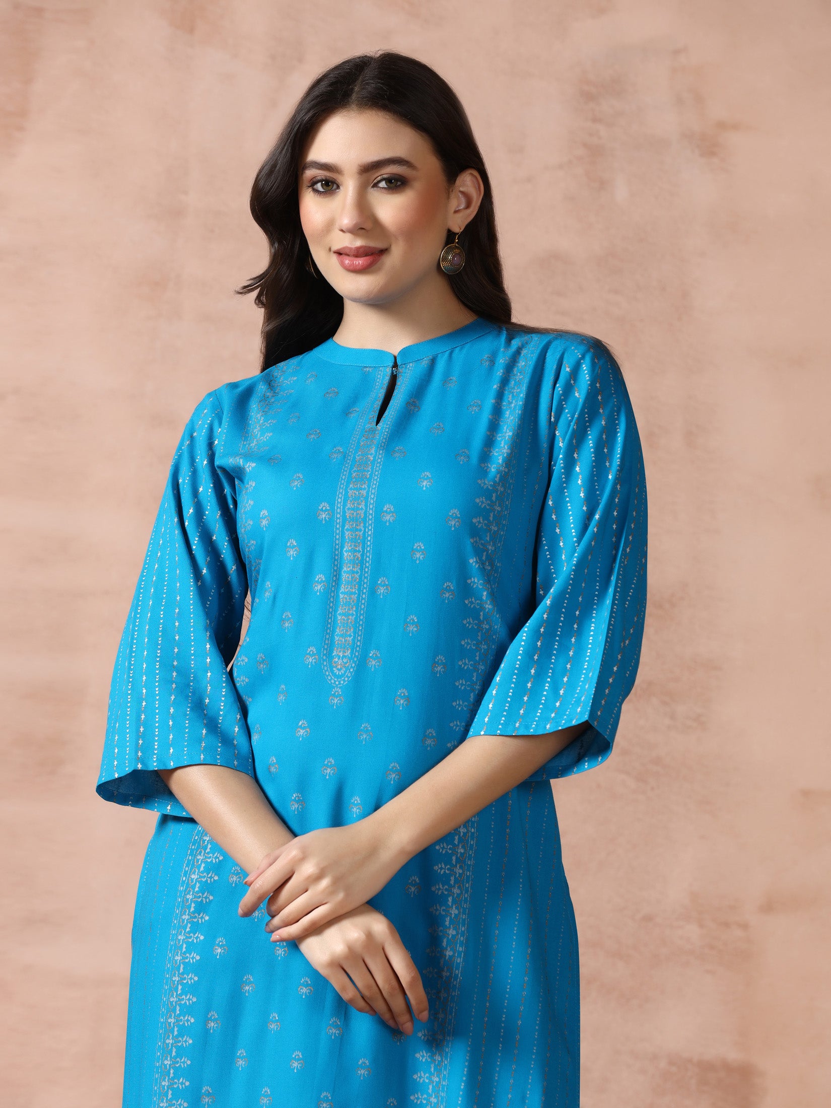 Women Liva Rayon Blue Placement Print Kurta