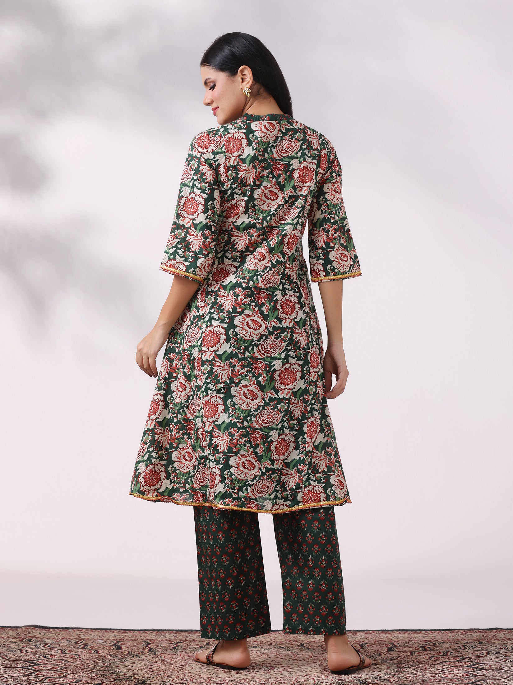 Women Cotton Green Printed Kurta With Comfort Pant