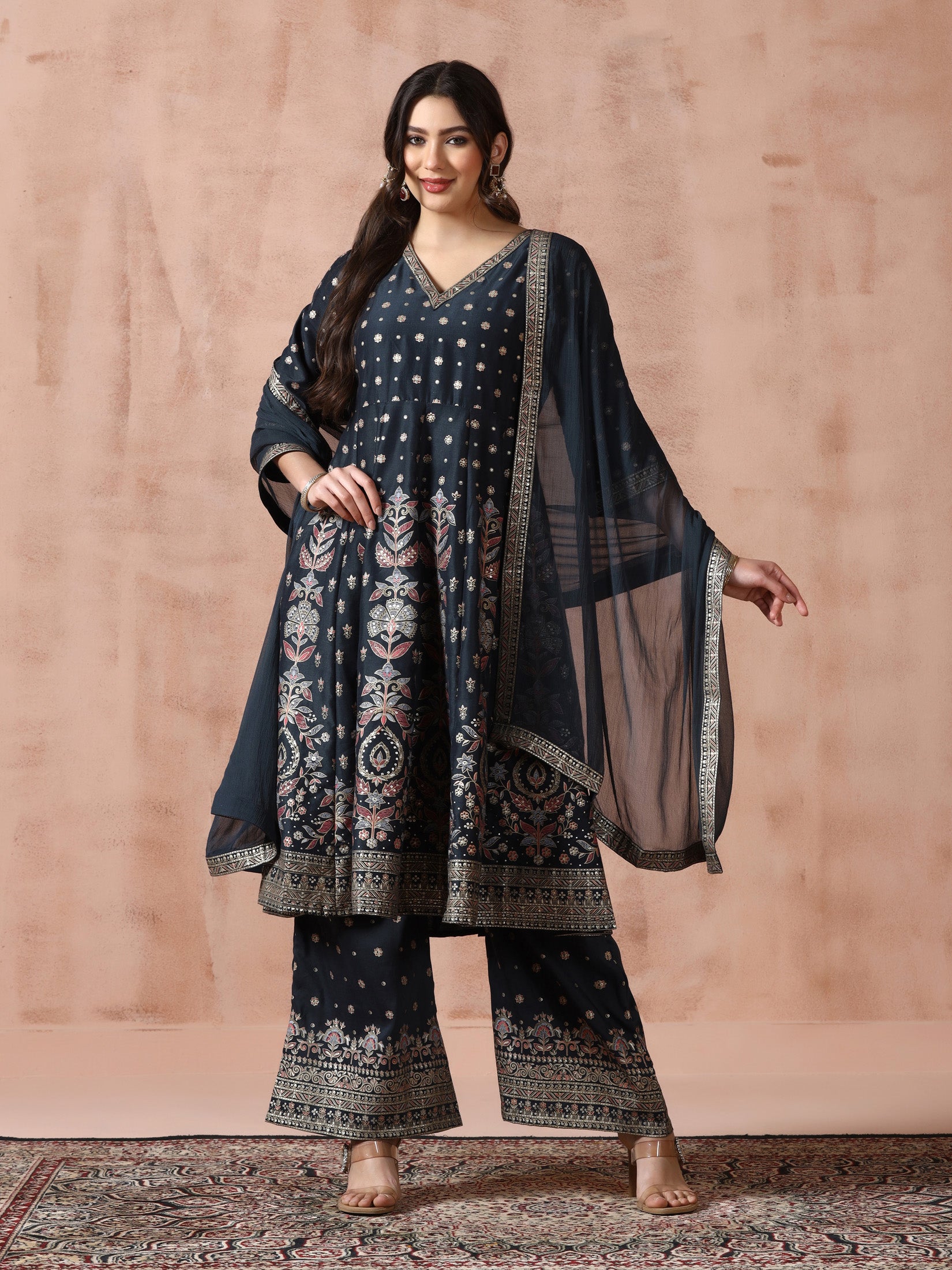 Women Chanderi Grey Printed Kurta Comfort Pant Dupatta