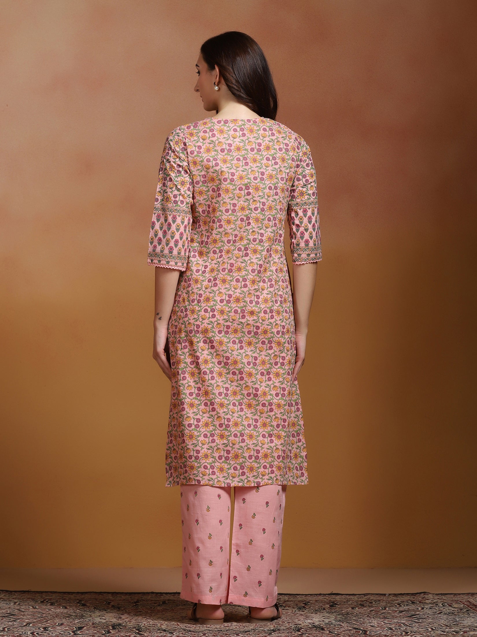 Women Cotton Slub Pink Printed Kurta With Comfort Pant