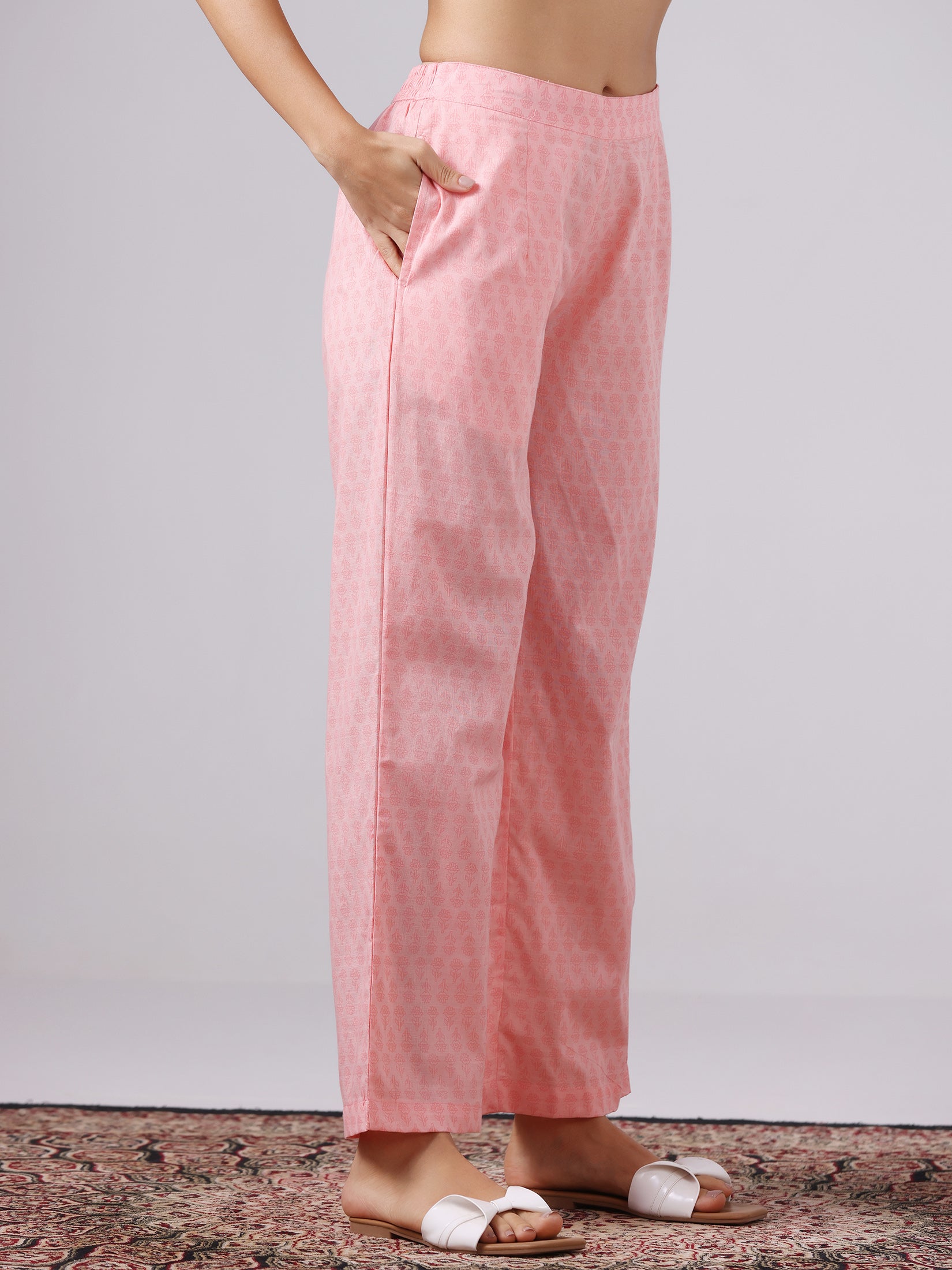 Women Cotton Pink Printed Kurta With Comfort Pant