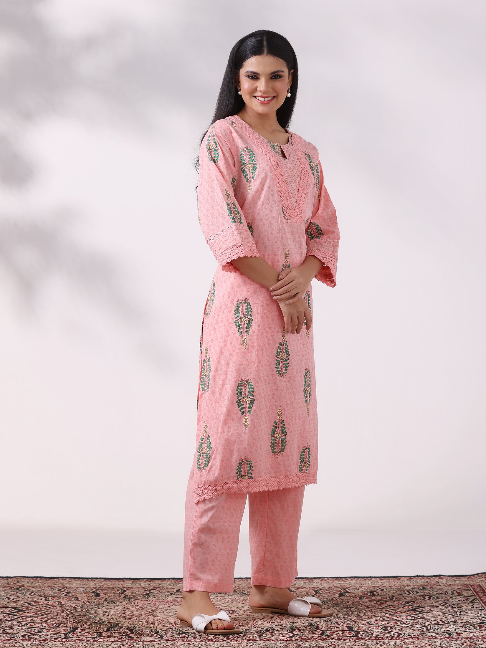 Women Cotton Pink Printed Kurta With Comfort Pant