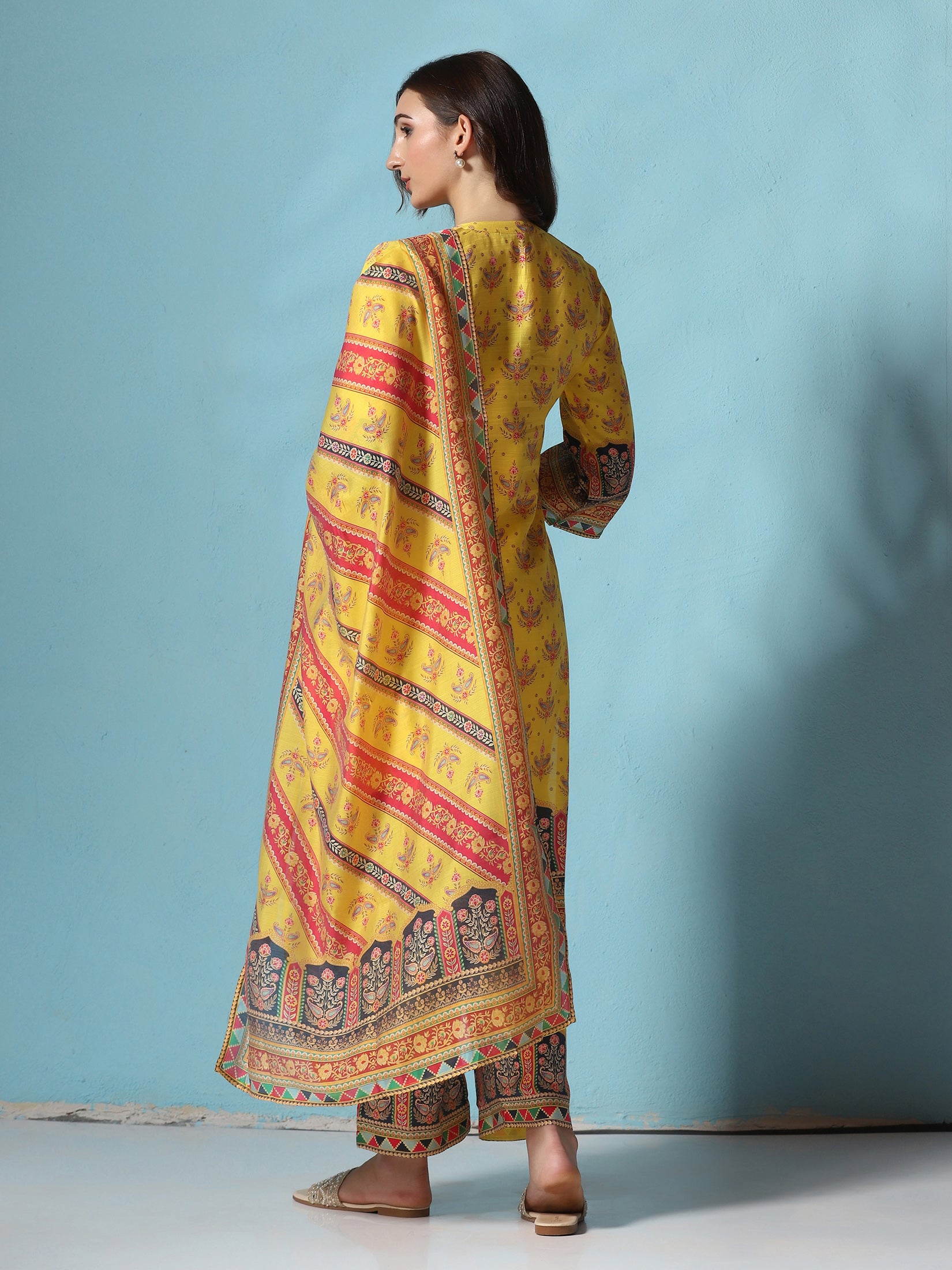 Women Chanderi Yellow Floral Print Kurta Comfort Pant Dupatta