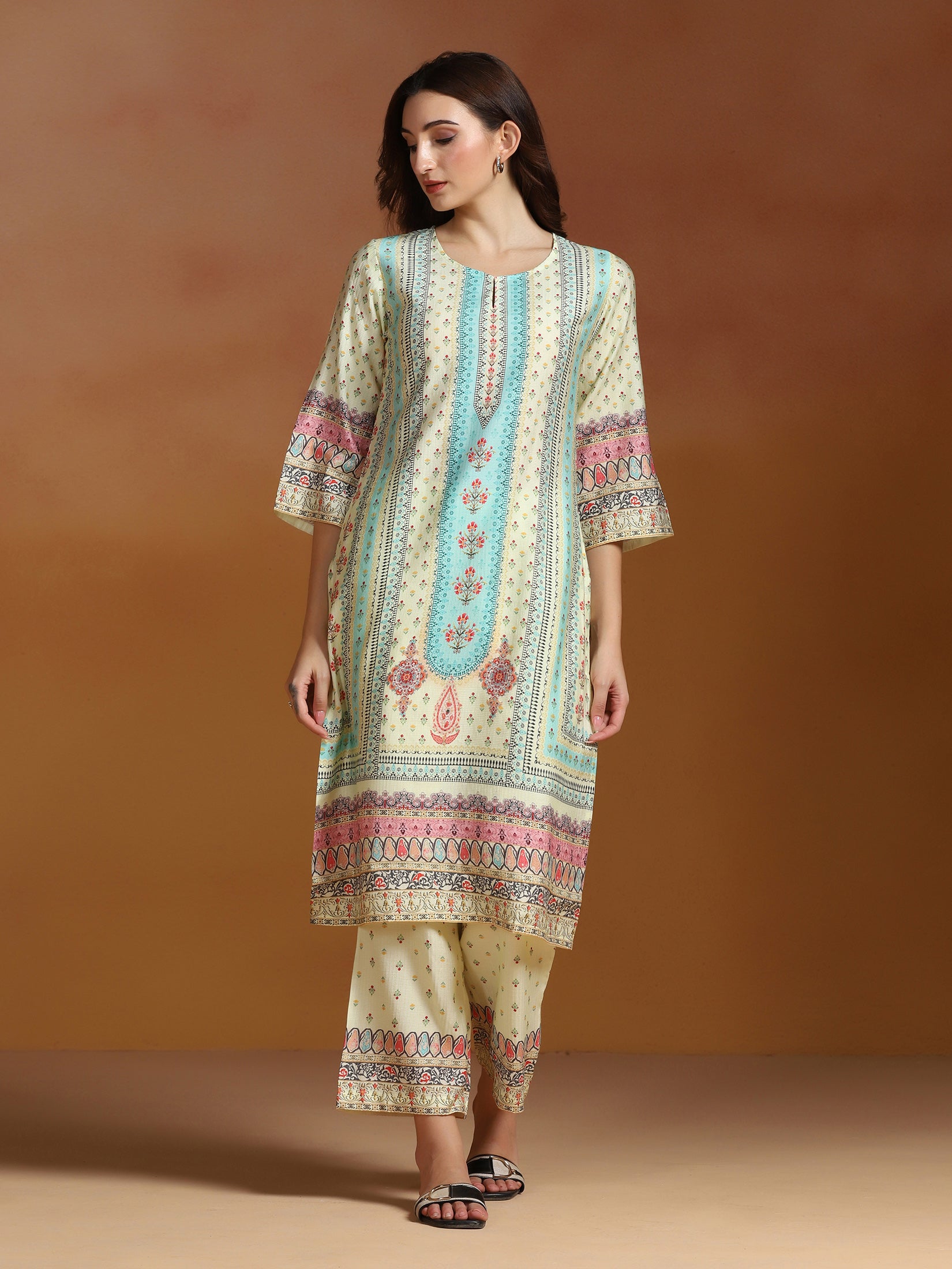 Women Poly Viscose Beige Floral Print Kurta Comfort Pant Dupatta