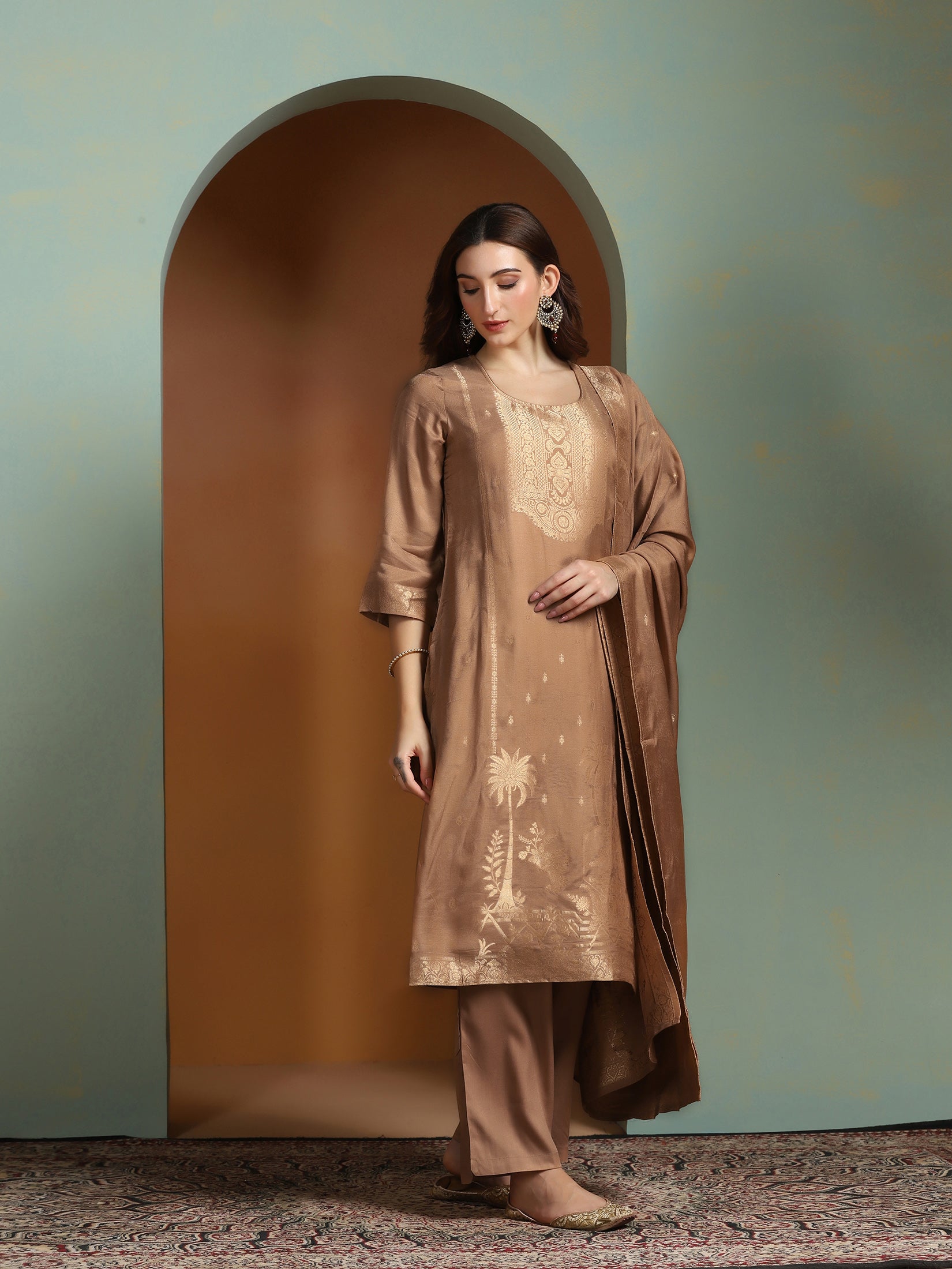 Women Viscose Jacquard Brown Kurta Comfort Pant Dupatta