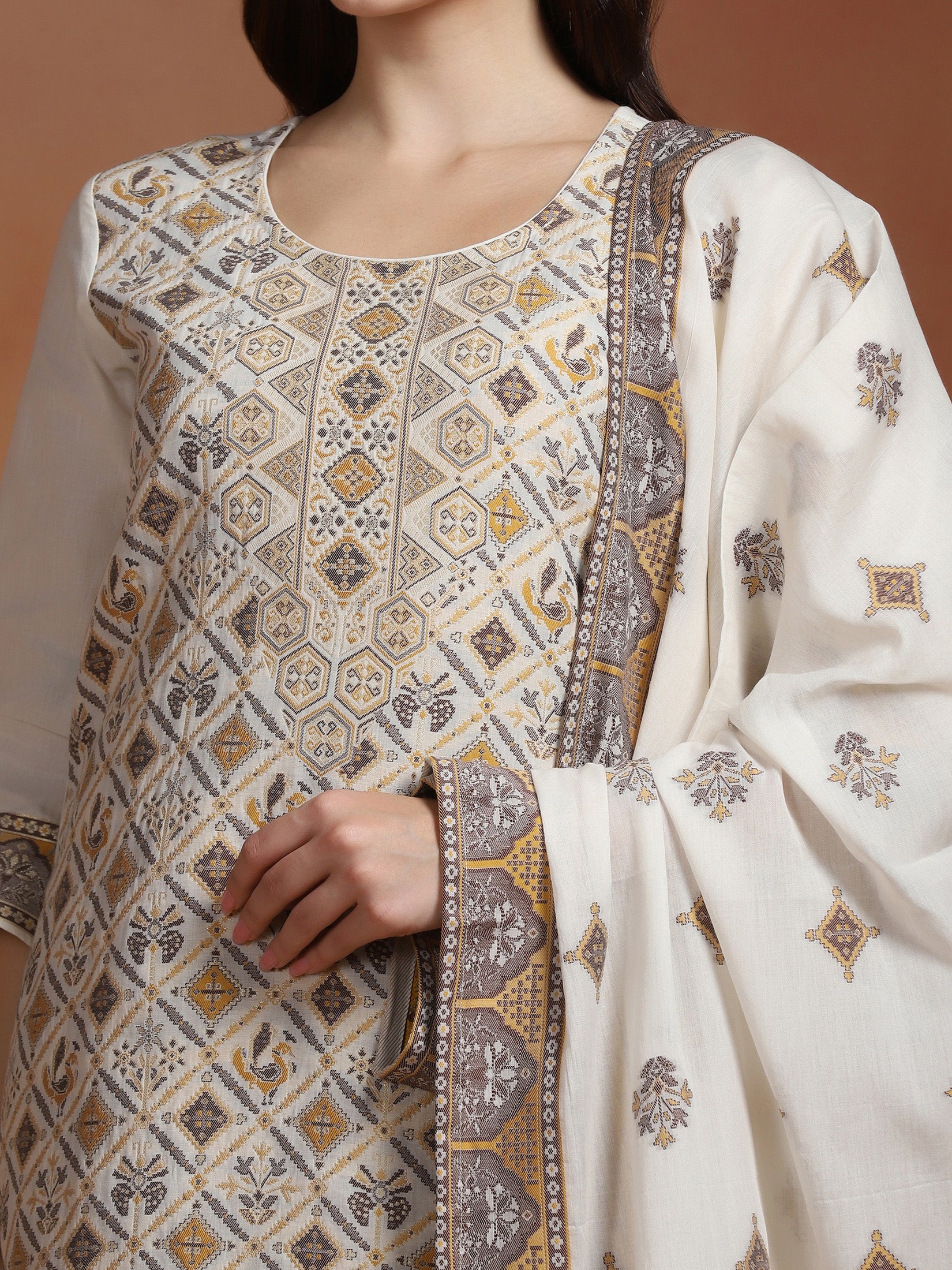 Women Off White  Cotton Jacquard Kurta Comfort Pant Dupatta
