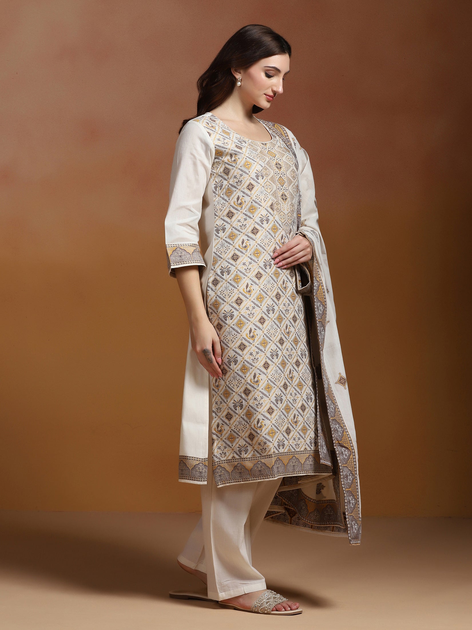 Women Off White  Cotton Jacquard Kurta Comfort Pant Dupatta