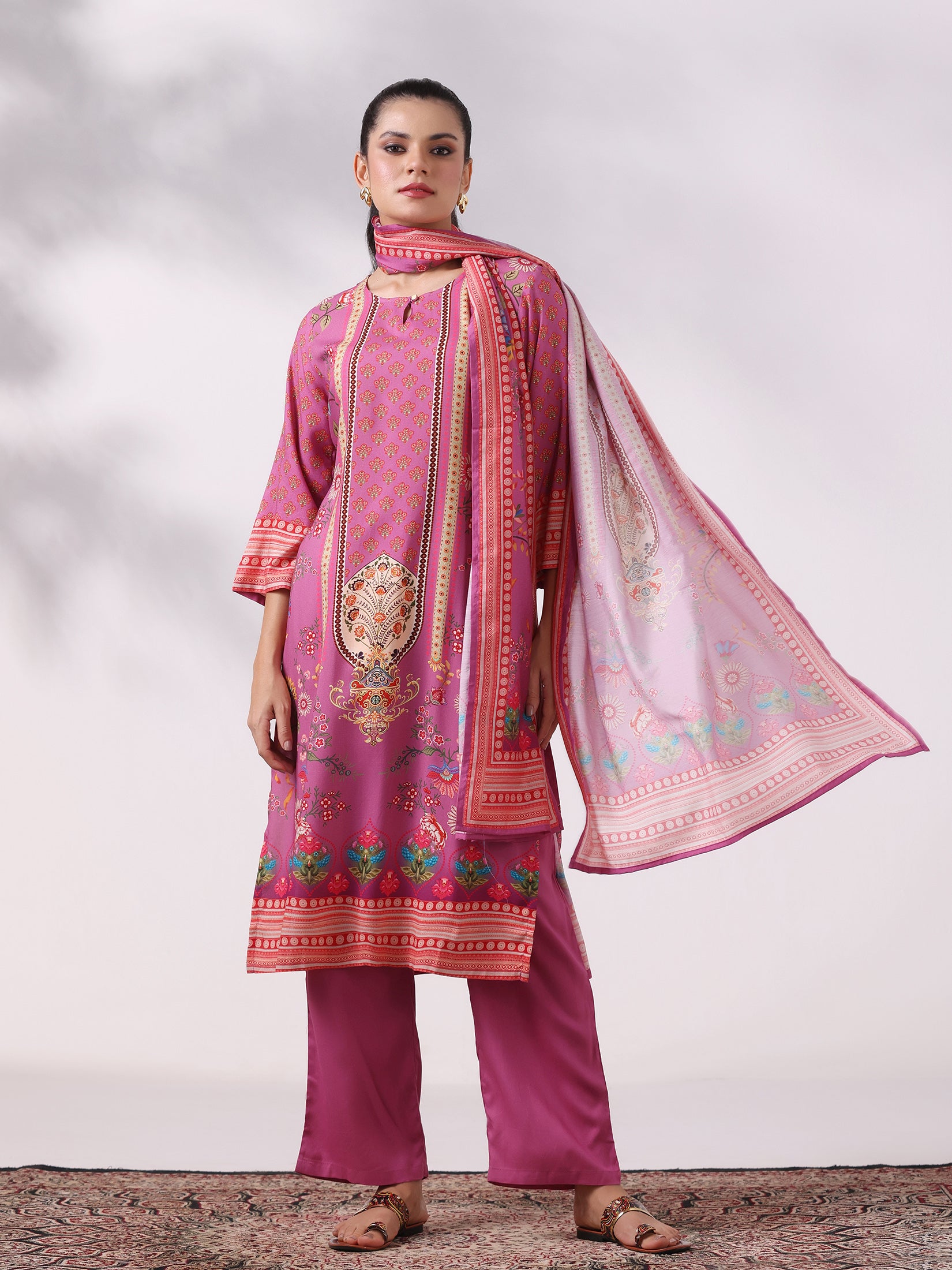 Women Liva Lilac Floral Print Kurta Comfort Pant Dupatta