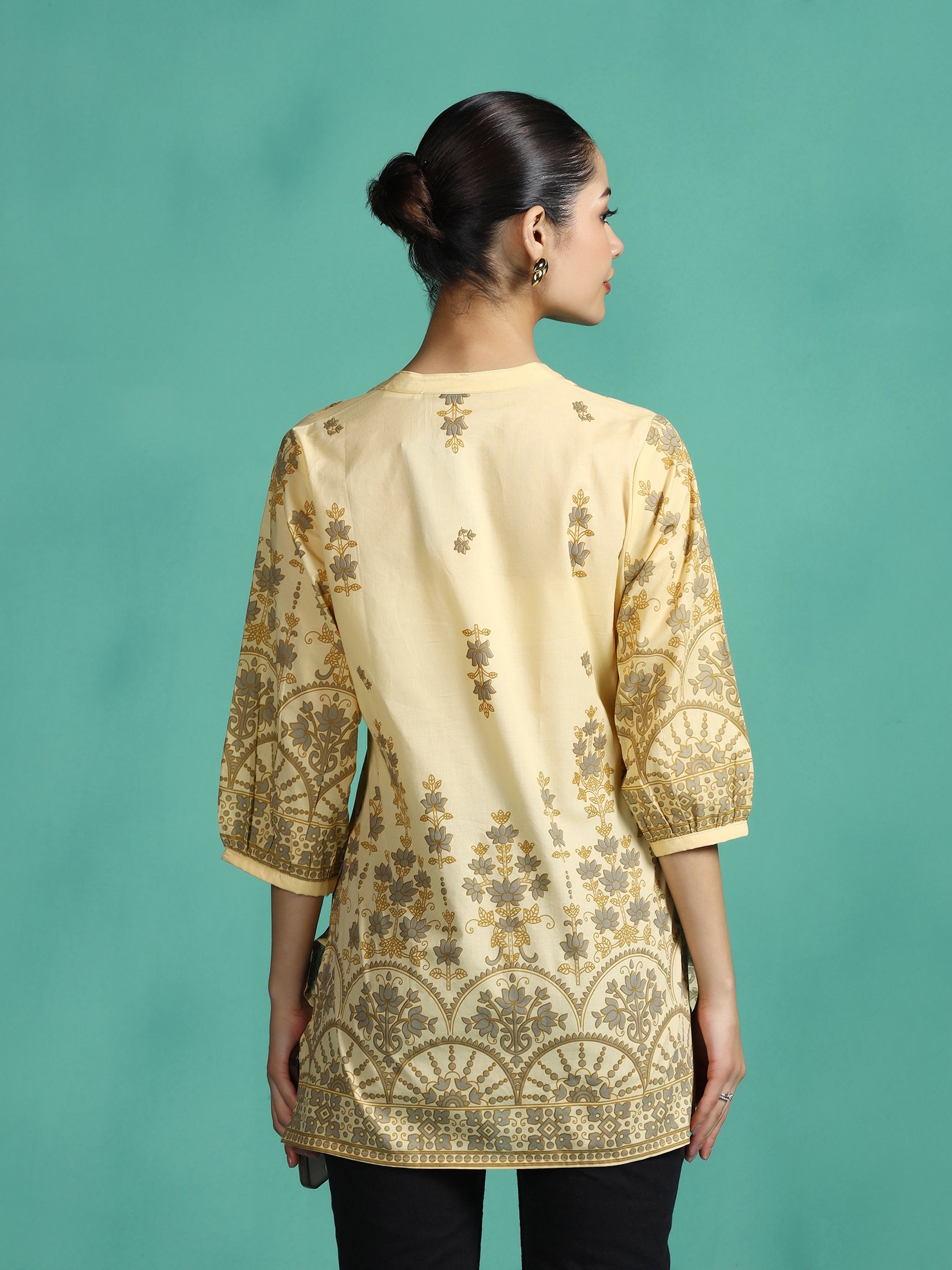 Women Cotton Yellow Printed Tunic