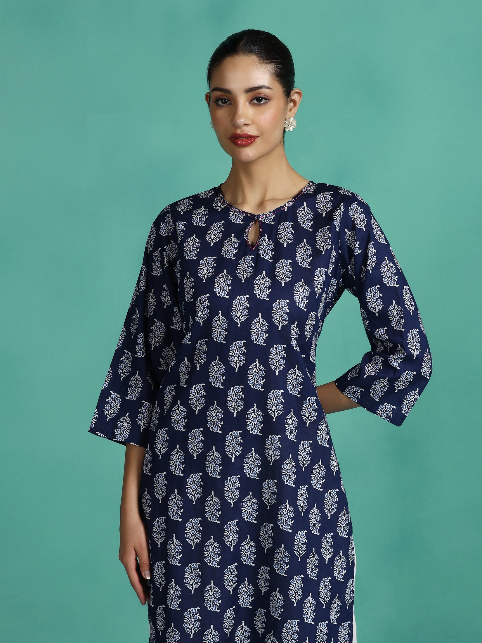 Women Cotton Indigo Printed Kurta