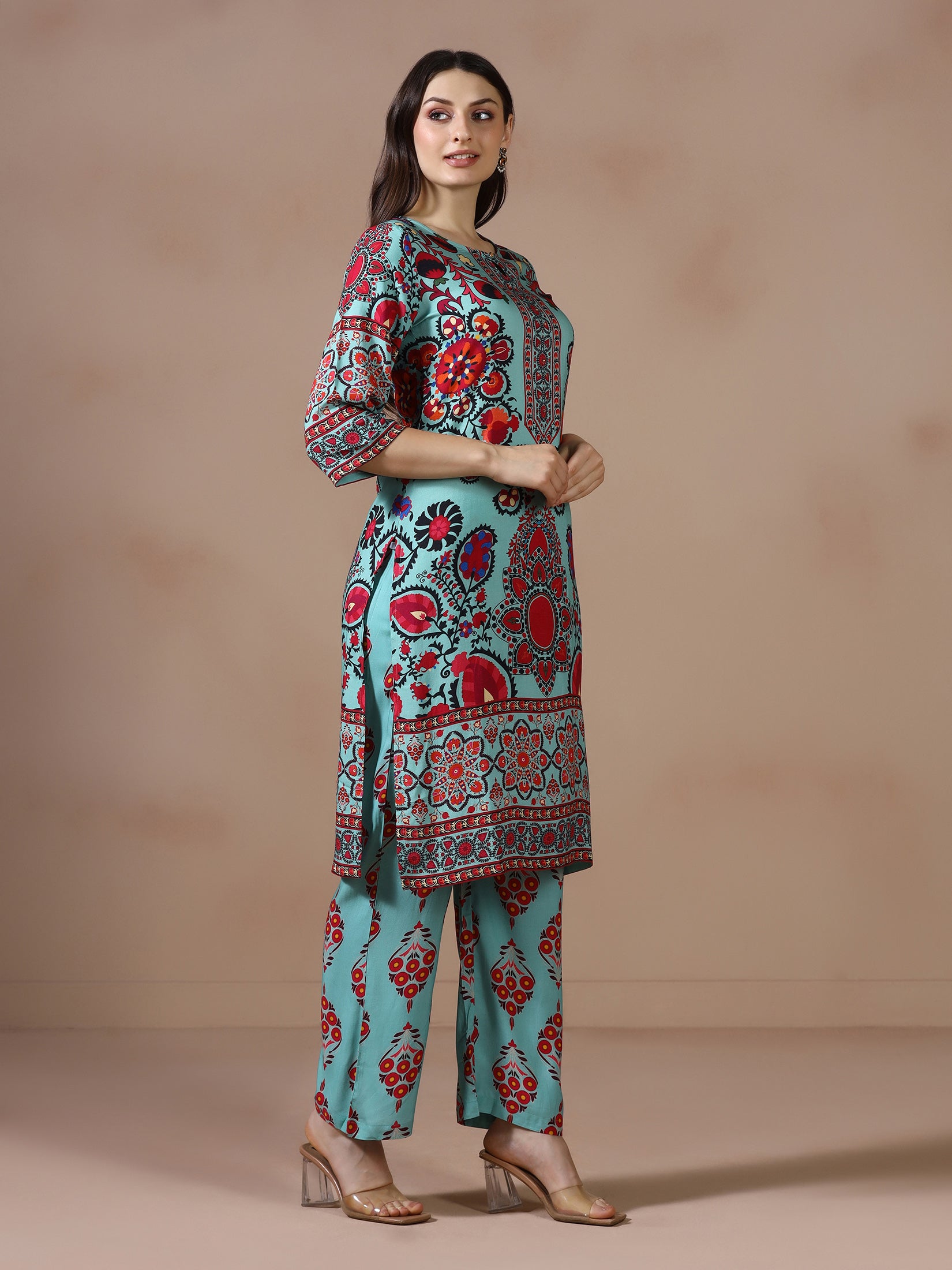 Women Liva Green Printed Kurta With Comfort Pant