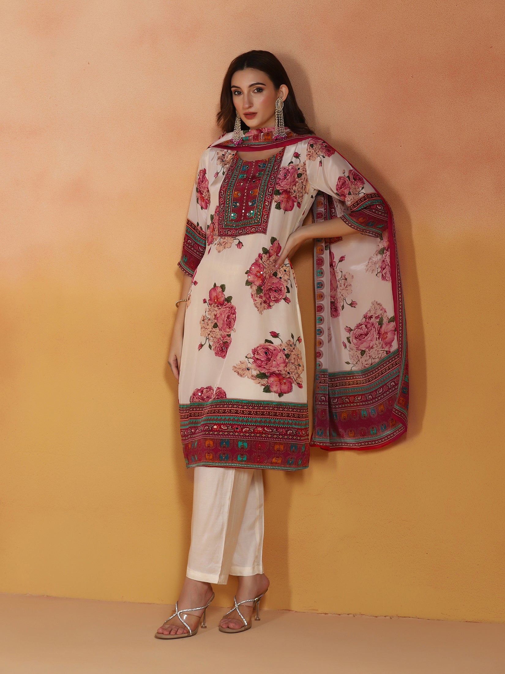 Women Natural Crepe Off White Printed Kurta Comfort Pant Dupatta