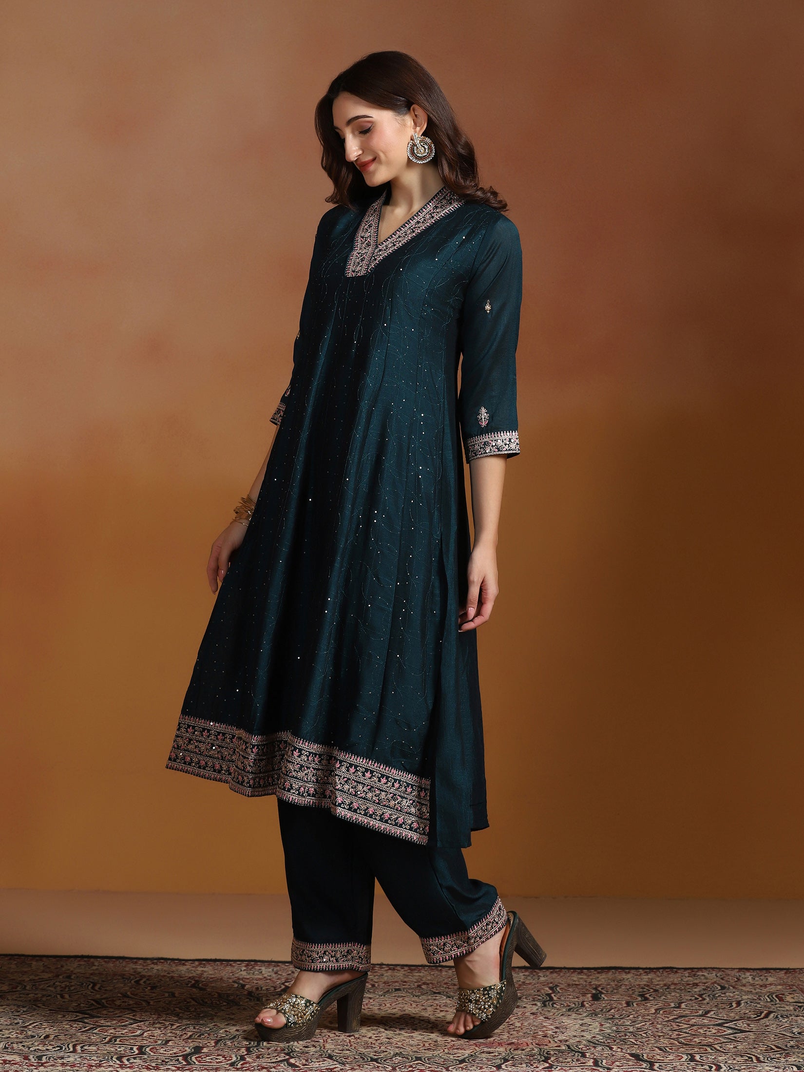 Women Chinon Peacock Blue Embroidered Kurta Comfort Pant Dupatta