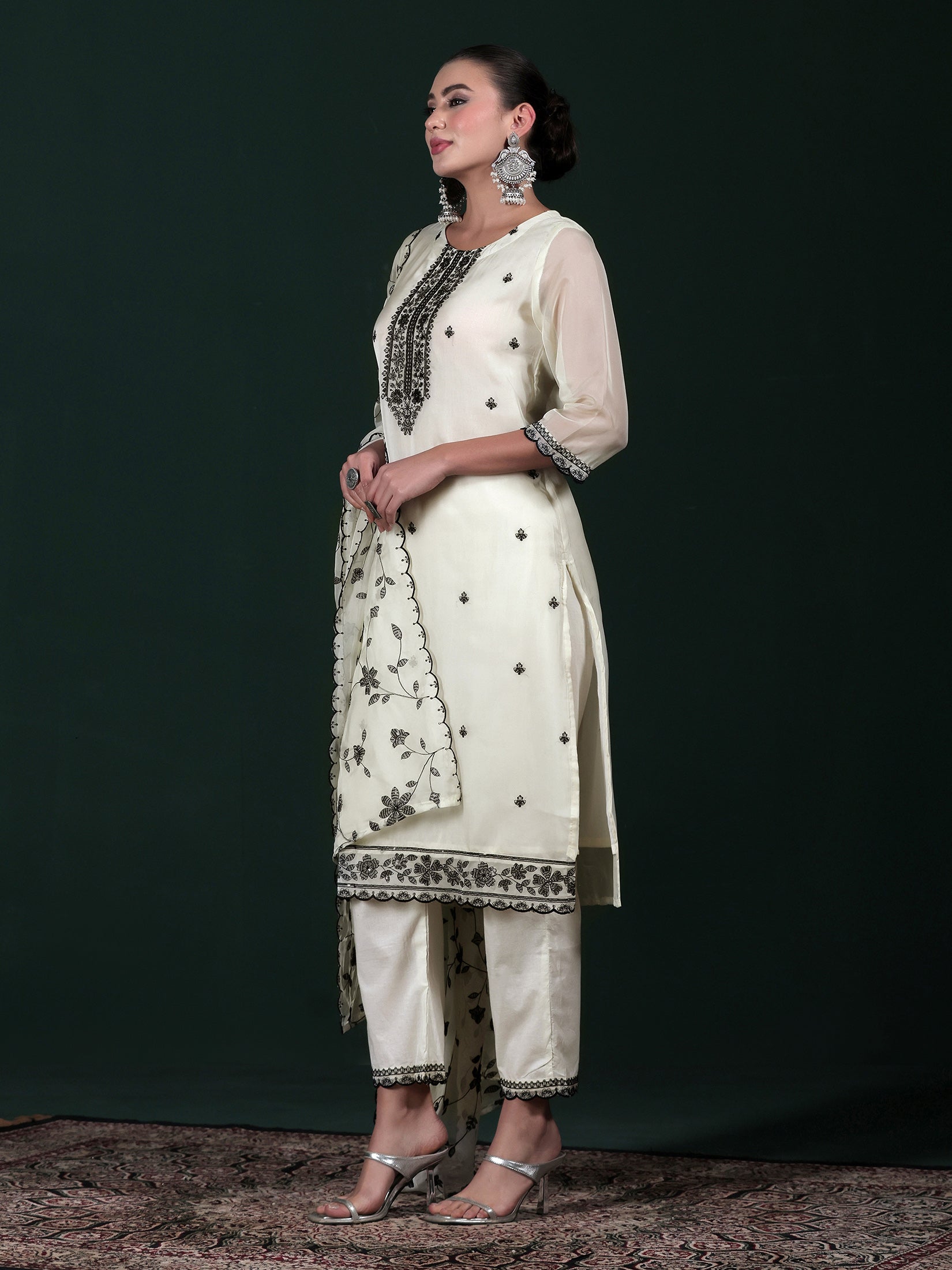 SIDH-244-BOFFWHITE_left