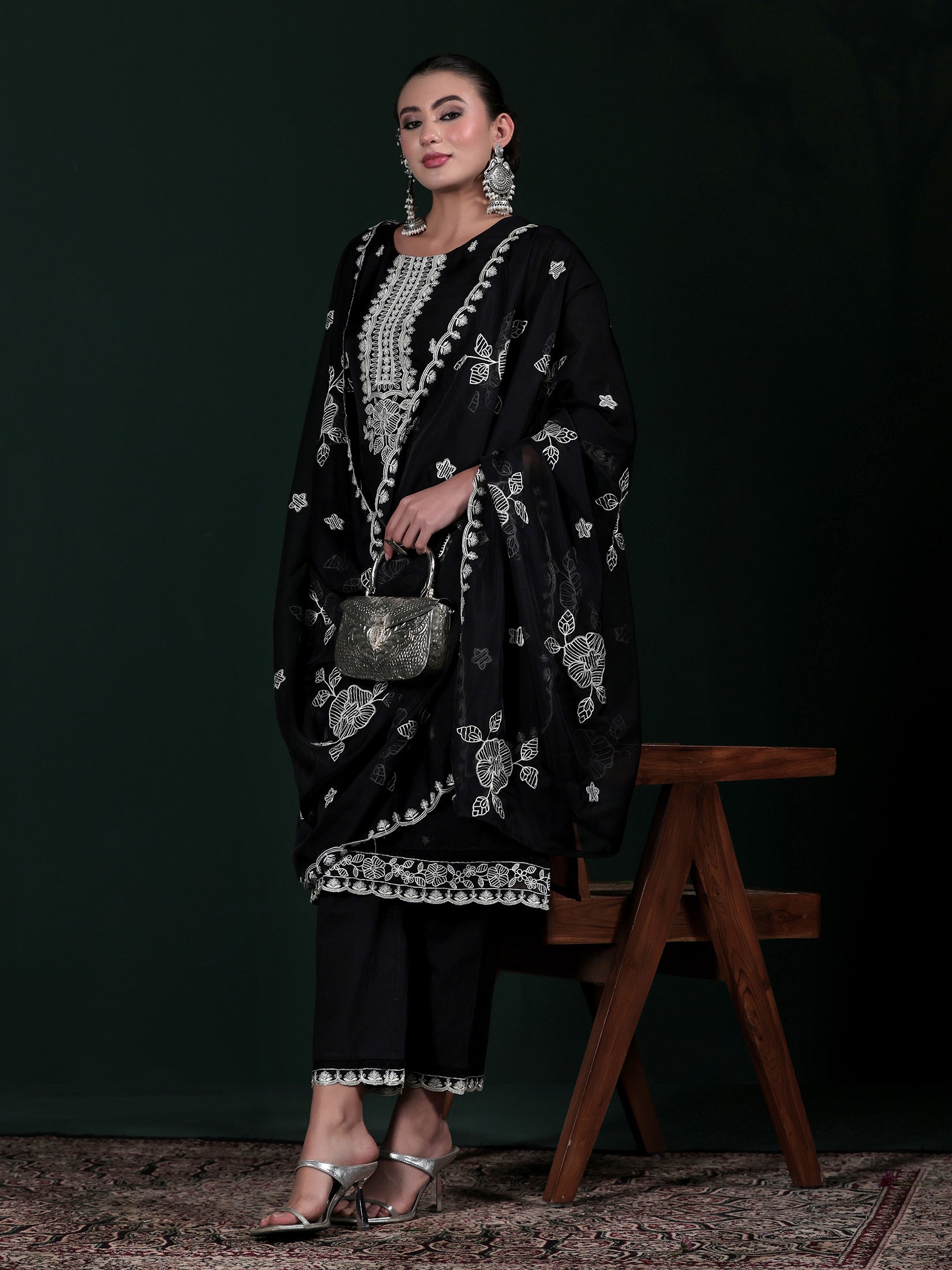 SIDH-244-CBLACK_main