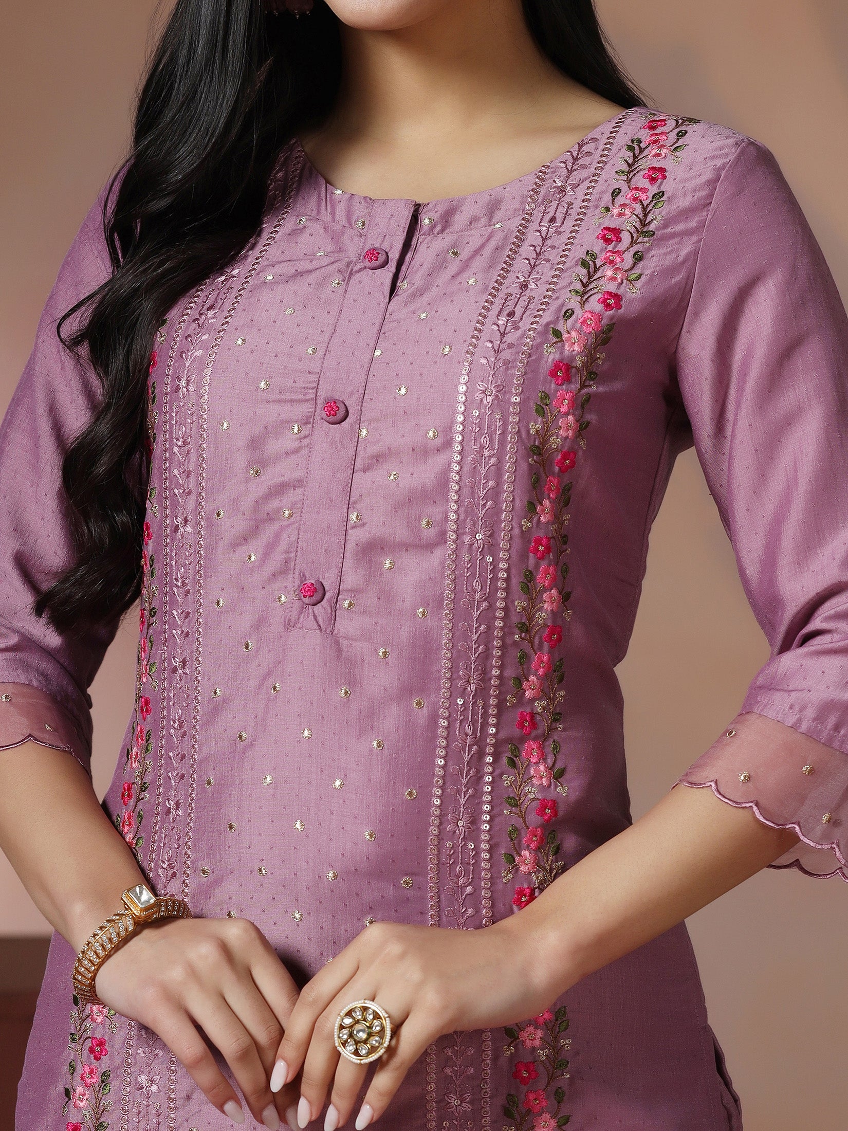 SIDH-26147KBLILAC_closer