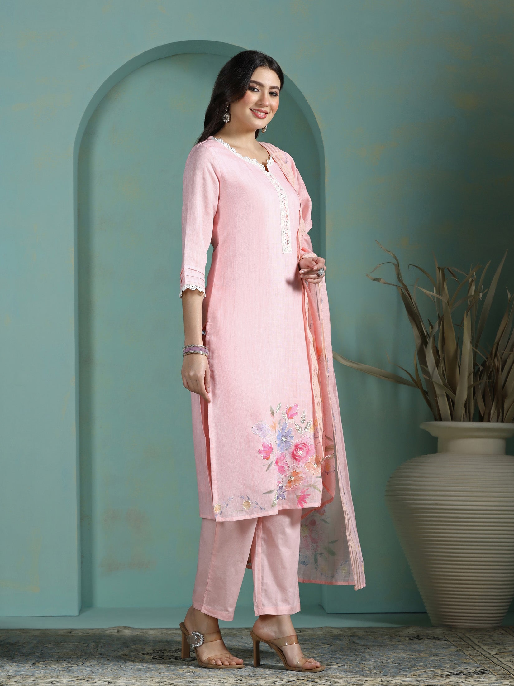 Women Linen Pink Solid Kurta Comfort Pant Dupatta