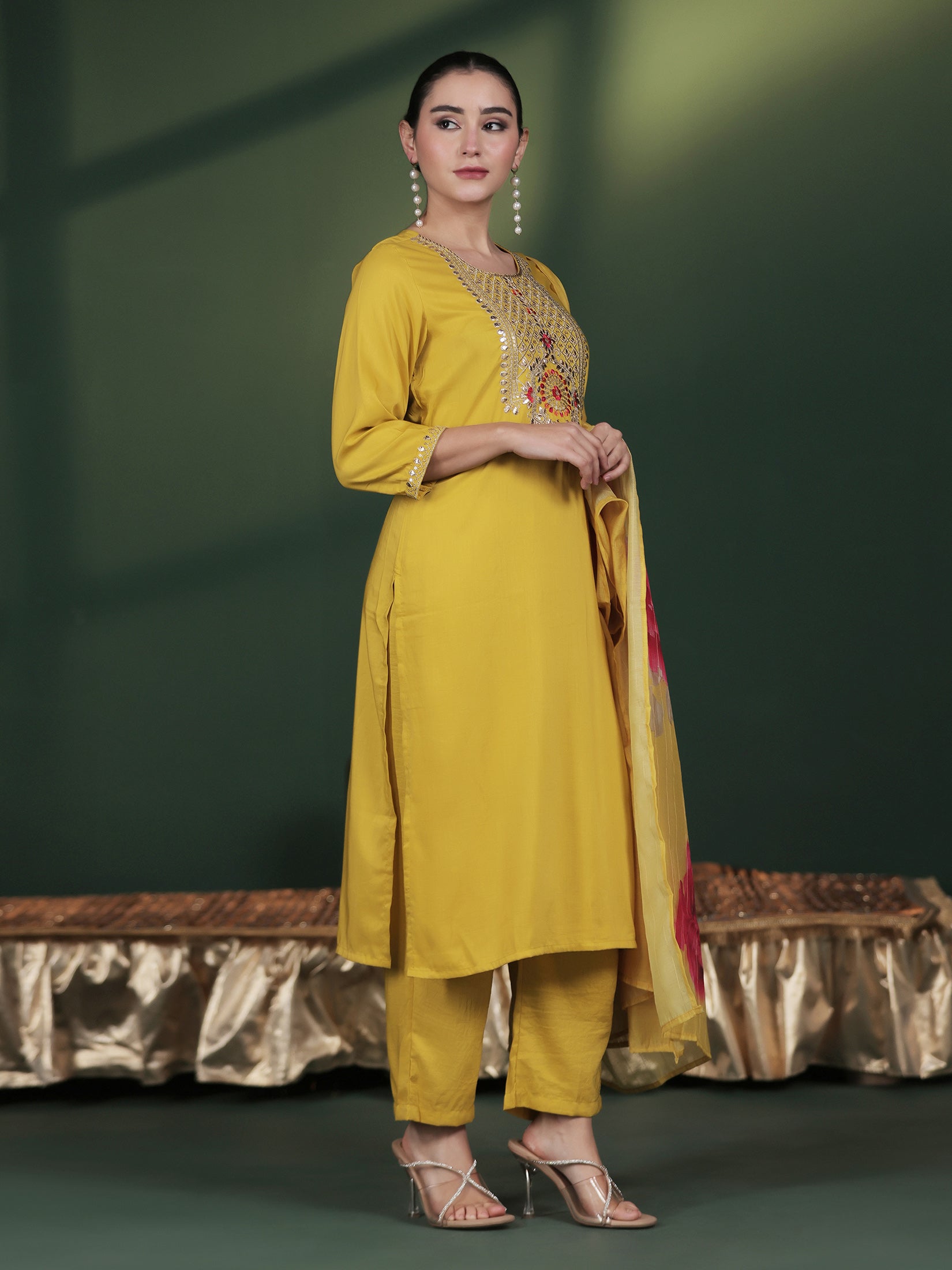 SIDH-26150KBYELLOW_right