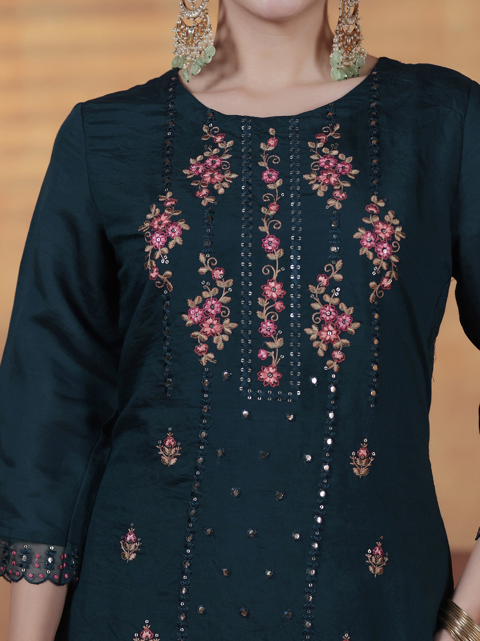 SIDH-26156KBPEACOCKBLUE_closer