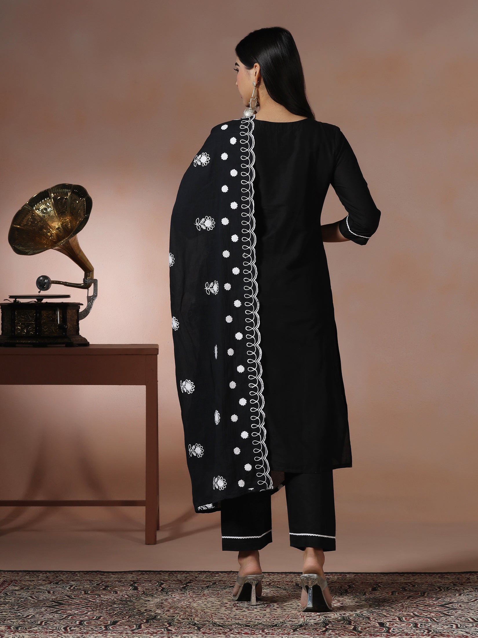 SIDH-26157KBBLACK_back