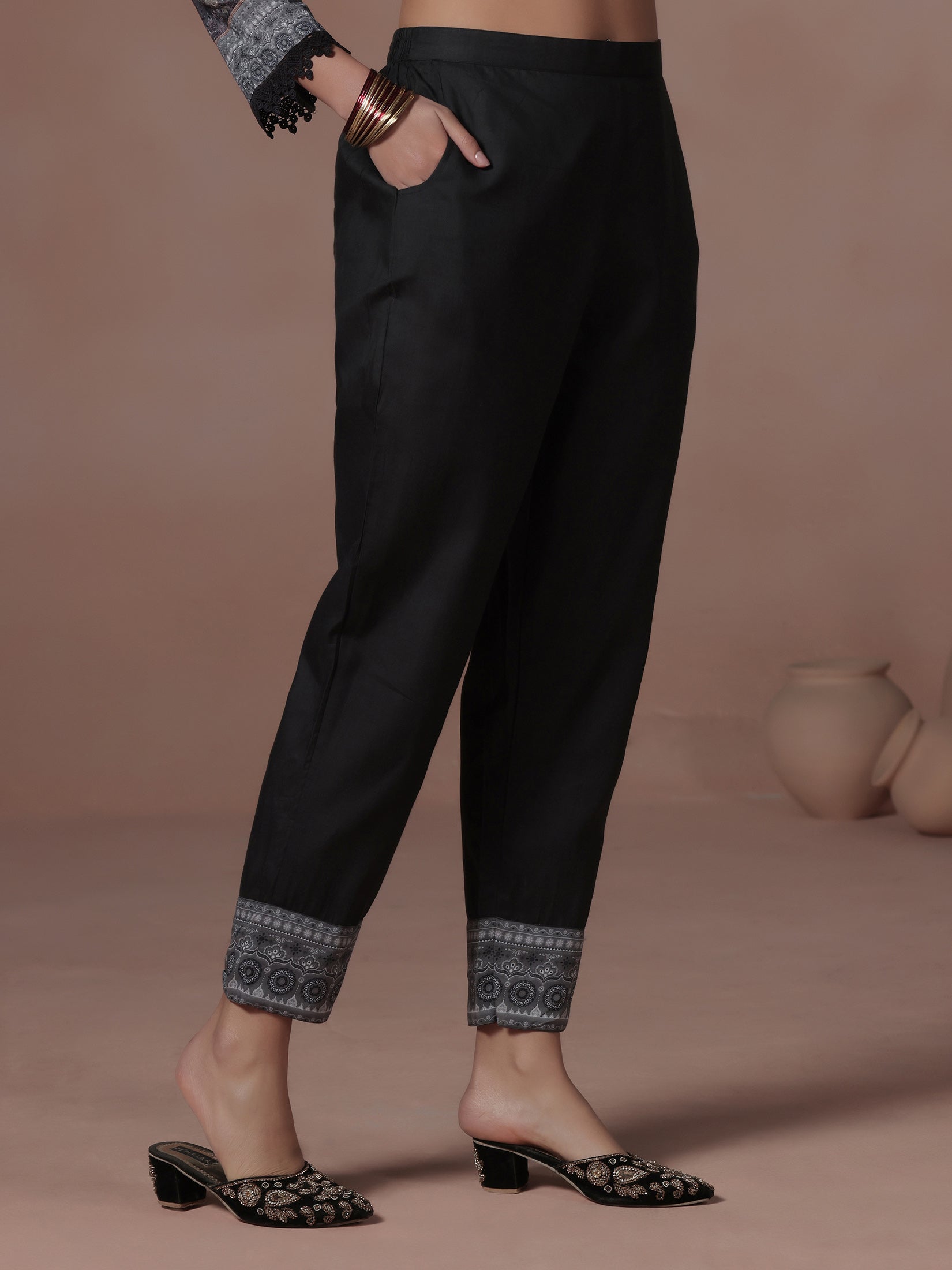 SWF-1466BLACK_bottom