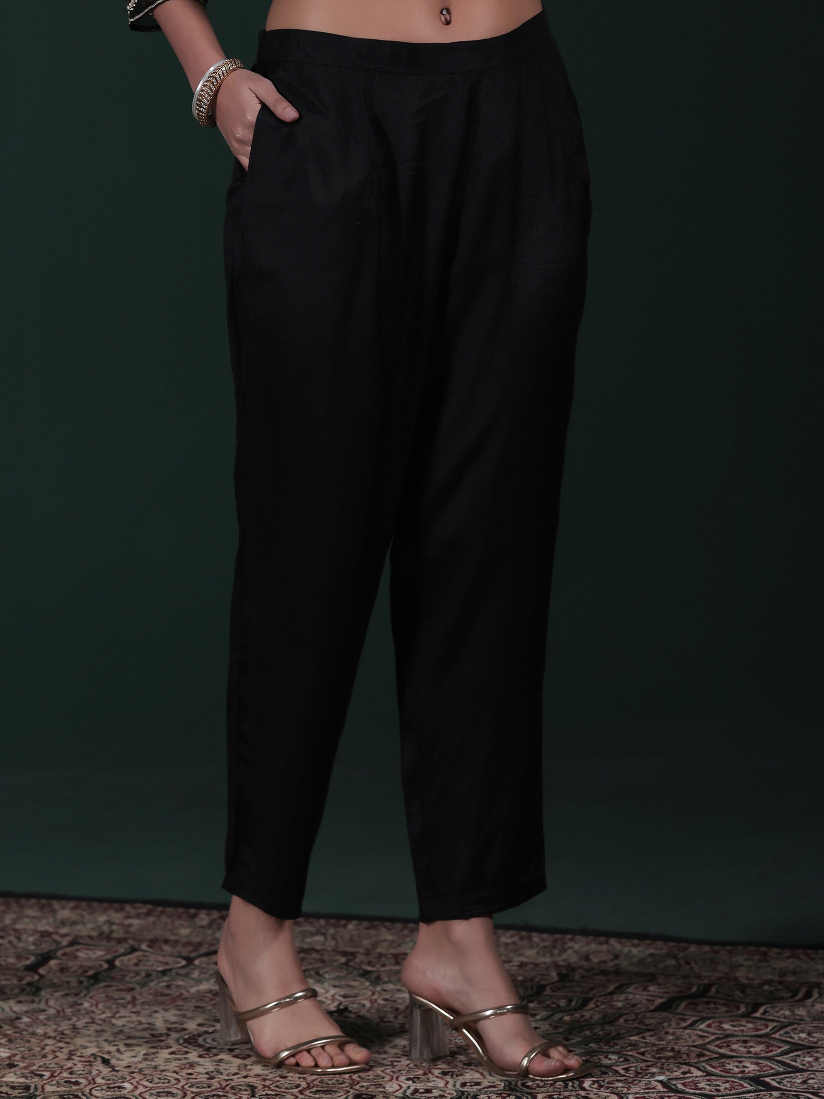 SWF-7236BLACK_bottom