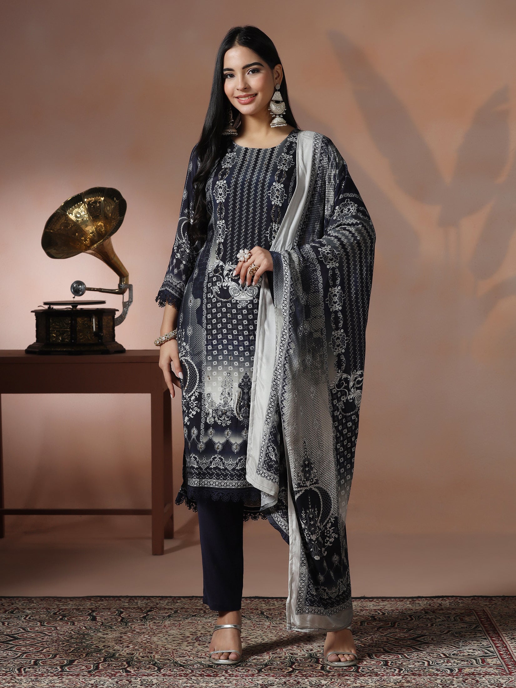 Women Muslin Blue Printed Kurta Comfort Pant Dupatta