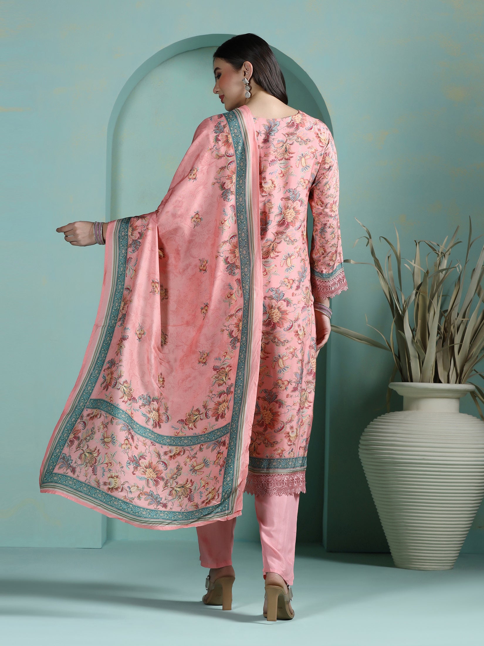 Women Muslin Pink Embroidered Kurta Comfort Pant Dupatta