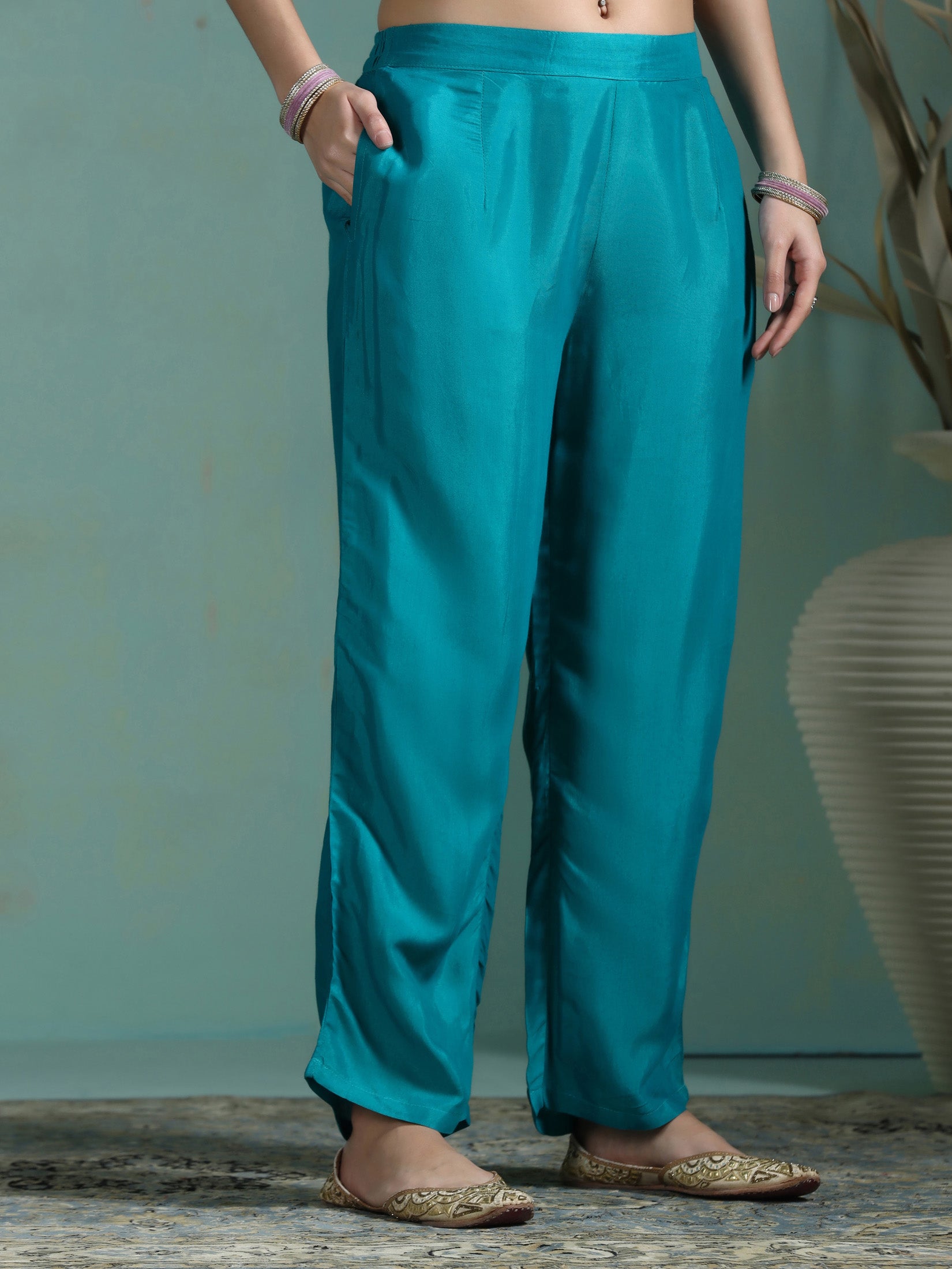 SWF-809_TEAL-bottom